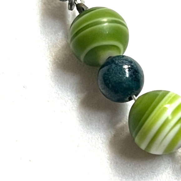 Silver Fish, Striated Green & Teal Beads- Necklace with lobster clasp. EUC - Picture 4 of 9